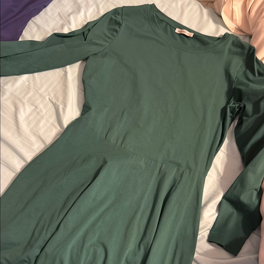 Green Pleated Puff Sleeve Fit and Flare Dress